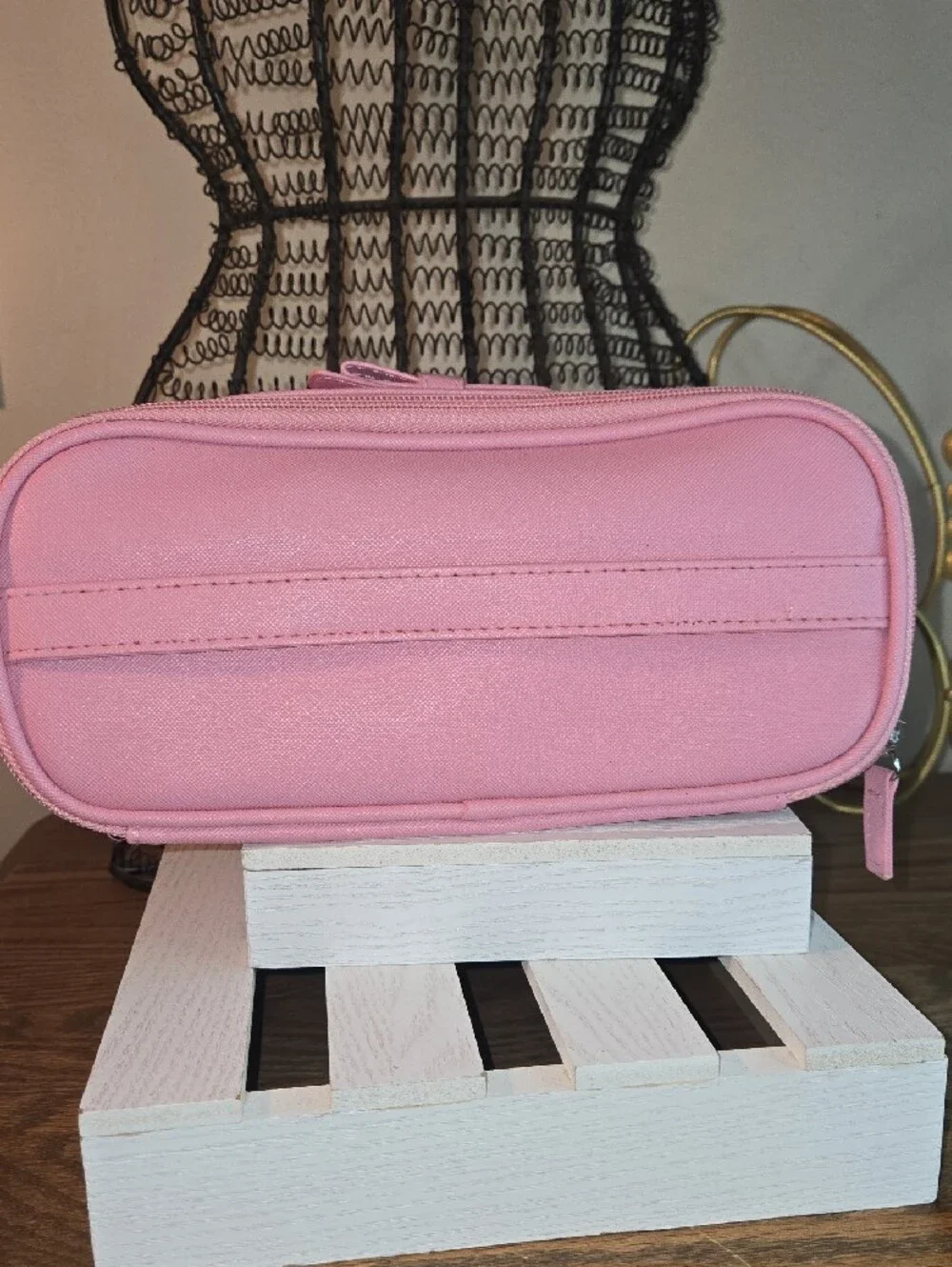Pink Bow Accent Women's Cosmetic Bag
